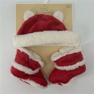 First Impressions Baby Red Hat and Booties Set Size 0-6 Months New